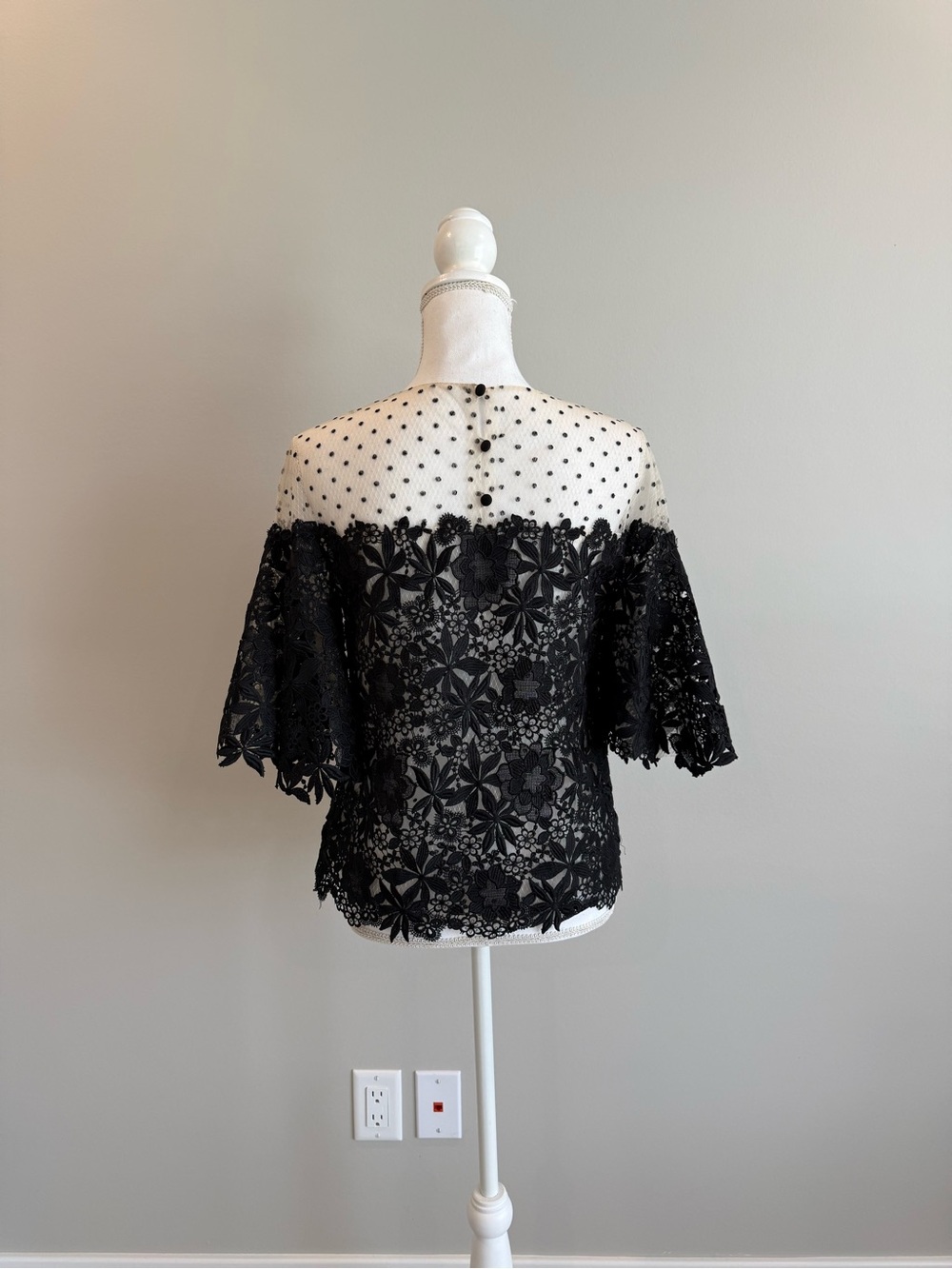 Monique Lhullier resort 2018 vogue runway lace top blouse size 4 - Picture 4 of 15